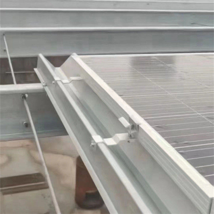 0.2mm-0.5mm مزاريب السقف المعدني الألومنيوم سهلة التركيب صيانة منخفضة