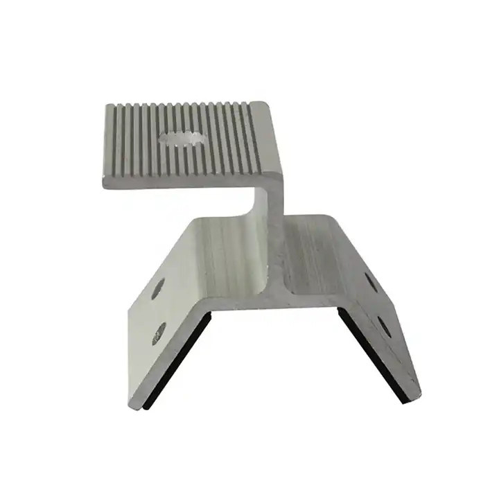 سقف معدني لوحة شمسية من الألومنيوم مجموعة تركيب سقف PV سقف عمودي من الشركة المصنعة الصينية