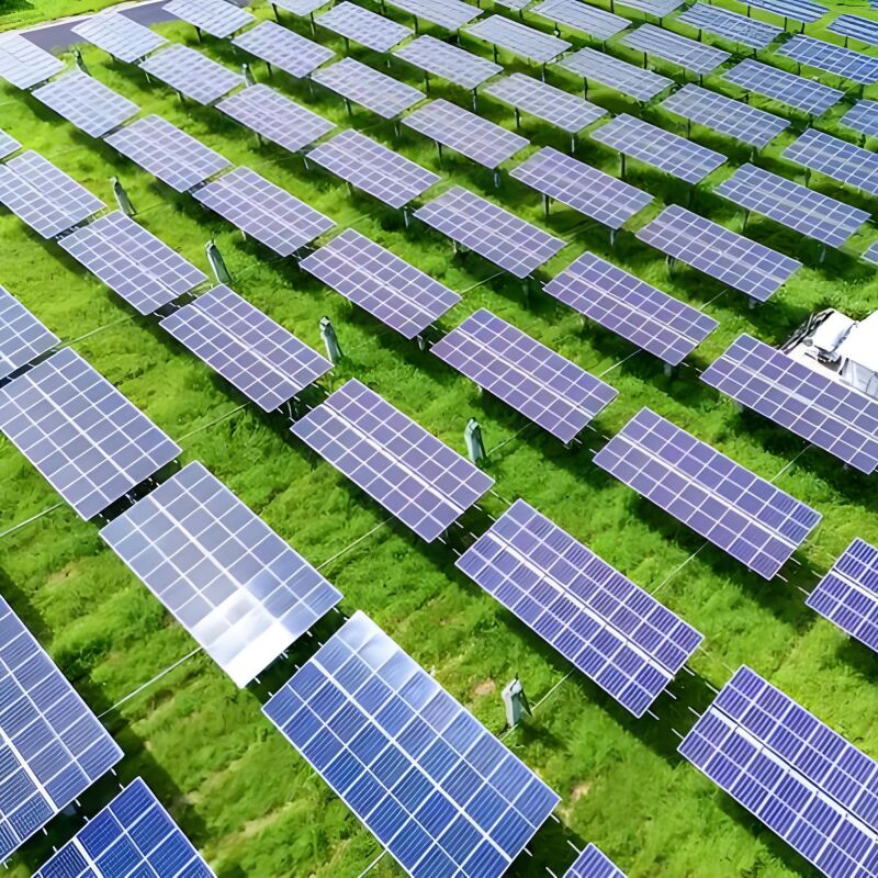 دعامات تركيب أرضية شمسية متينة لجميع التضاريس: التغلب على المواقع المعقدة لتحقيق الاستقرار على مدى دورة الحياة