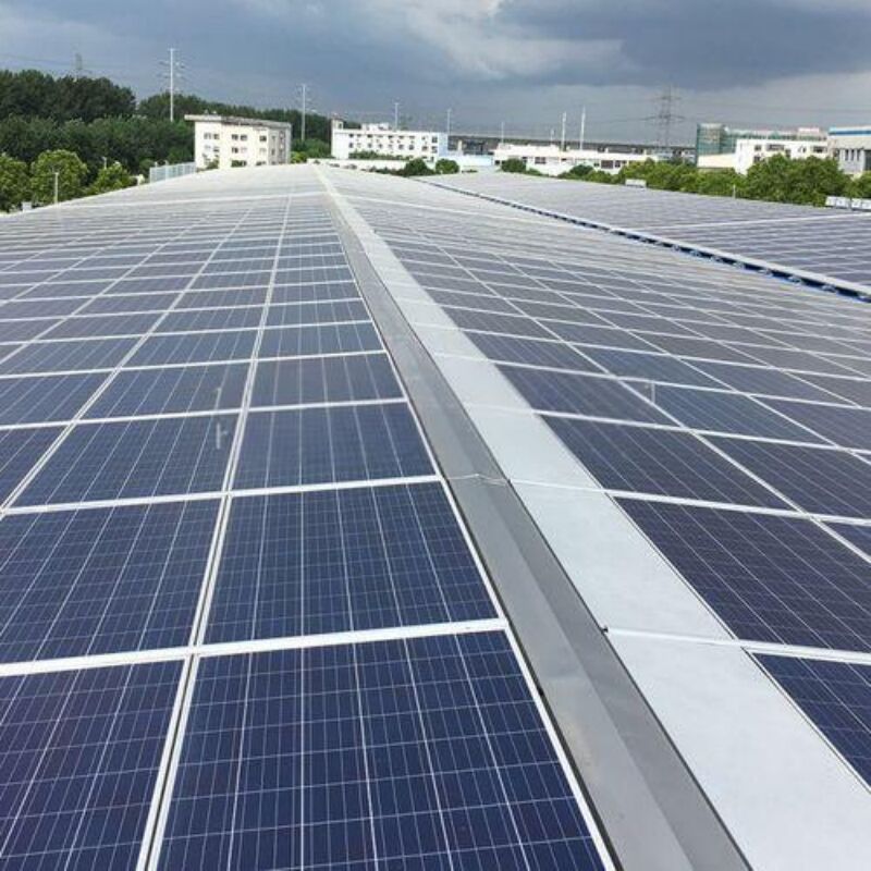 دعامات تركيب أسطح الألواح الشمسية الثقيلة المصممة لدعم العرض التجاري والتركيب السهل على الأسطح المعدنية