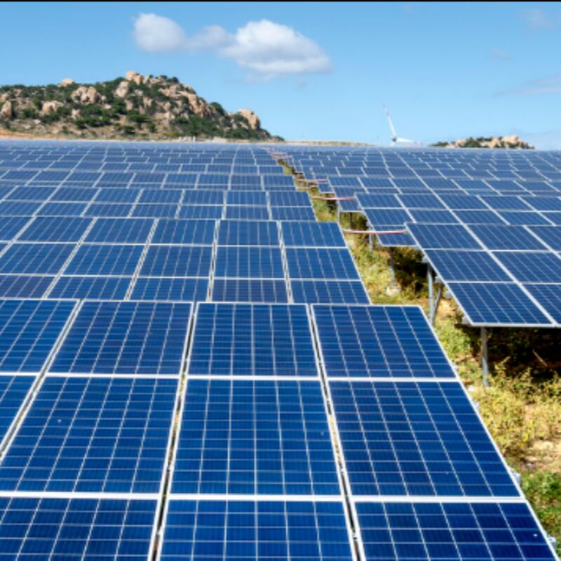 دعامات تركيب الطاقة الشمسية الأرضية مع مكونات ألومنيوم مؤكسد مقاومة للتآكل مصممة لسهولة التجميع والتشغيل الخارجي على المدى الطويل